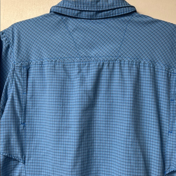 Columbia Blue Plaid Short Sleeve Button-Up - Picture 5 of 9
